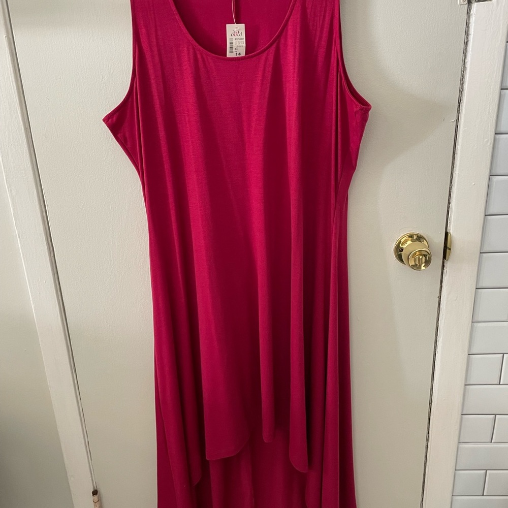 Dress short in front longer in back looks so nice on.